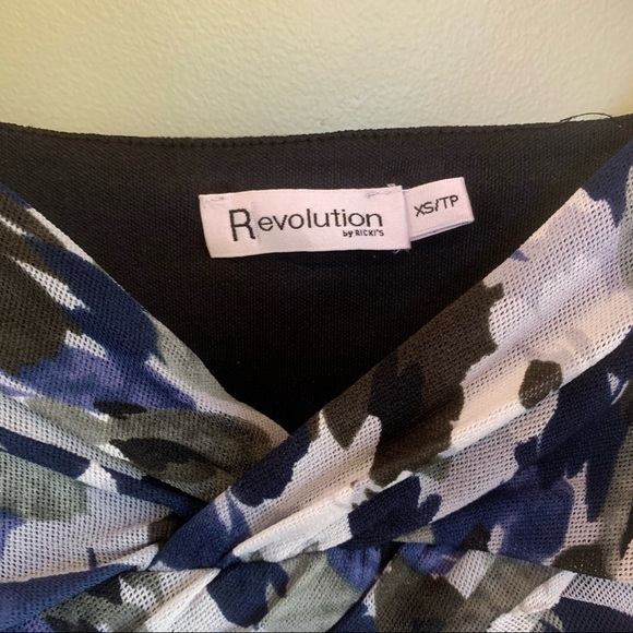 Floral Tank, Small - Picture 4 of 4